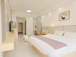 Six Six Homestay