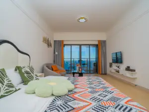 Yangjiang Hailing Island Poly Shili Yintan Fourth Quarter Holiday Apartment