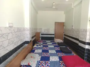 Baba Ramdev Hotel And Restauran