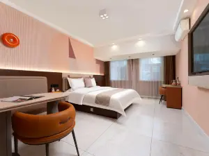 Oriental Mandala Hotel