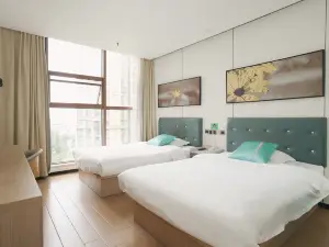 LanYue Hotel