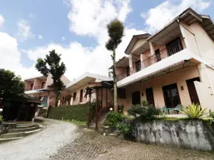 Villa Keluarga BRE Batunanggar