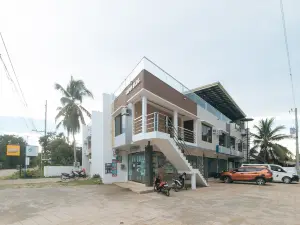 RedDoorz @ Happy Stay Apartelle