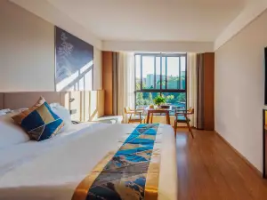 Huaying Hotel