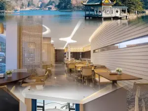Lushan Tianhai Baitang Hotel(Guling Street Cableway Station Store)