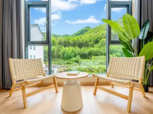 Yinlu · Guanyue Mountain View Luxury Vacation Homestay