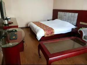 Minqin Red Radish Business Hotel