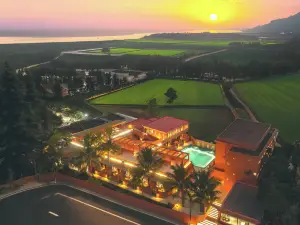 Abia Molok Secret Retreat Homestay (Wanning Shimei Bay Circum Island Tourism Highway Branch)