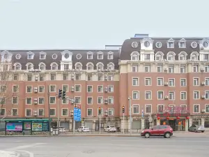 1896 Hotel (Dalian Railway Station Zhongshan Square)