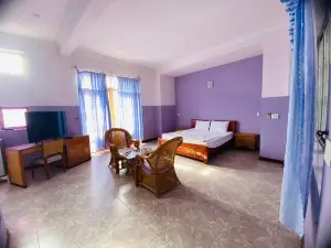Hotel New Paradise