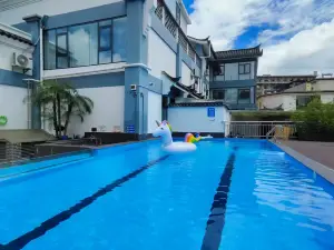 Jiufu Hotel (Jianshui Zitao Street Branch)