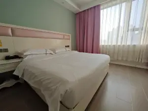 大英河畔假日飯店