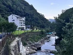 Hangzhou Linxi Shanshe Brookside Detached Villa (the Taihu Yuan)