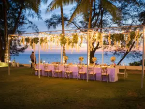 The Anda Mani Khaolak Beachfront Villas