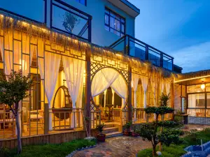 Floral Hotel· Huayin Qingping Villa Homestay