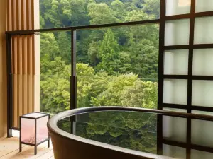 Tsukino Yado Sara