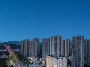 光年設計師飯店（重慶合川高鐵站區政府店）