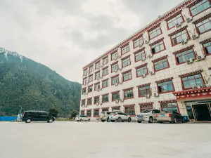 Bomi yuhai Hotel