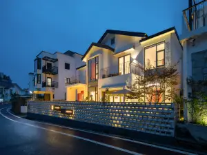 Mountain View Designer Holiday Micro Hotel (Tangkou South Gate, Huangshan Scenic Area)