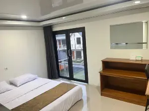 Grand Wijaya Hotel and Villa Sarangan