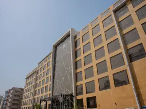 Rosemond Al Hamra