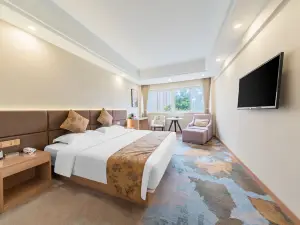 Jinghe Fashion Hotel