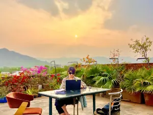 ภูร่า เฮาส์