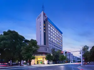 Meisu Hotel (Changde Wanda Plaza High-speed Railway Station)
