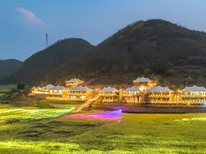 峰叢野奢帳篷飯店