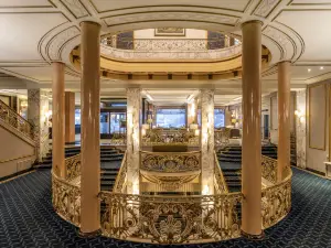 埃爾阿維尼達宮飯店