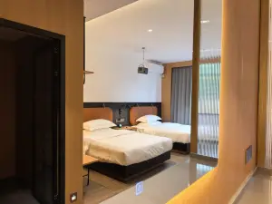 MangJian Hotel