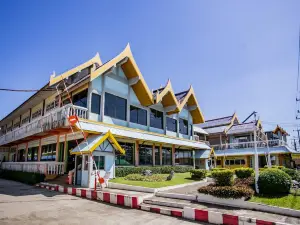 Sinsiam Resort Hotel