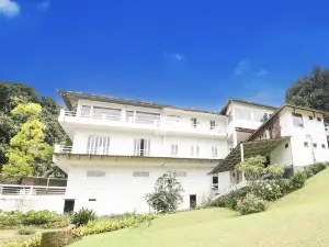 Collection O Villa Bunga Bunga Near Gunung Mas Agrotourism