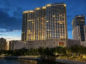 威海九龍晟大飯店（高鐵站韓樂坊店）