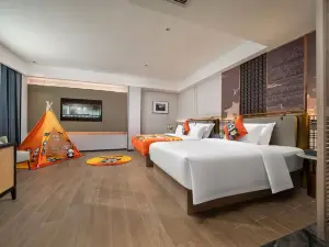 Yunxuan Hotel (Jiangling)