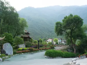 Nature Yaoquan Mountain Residence