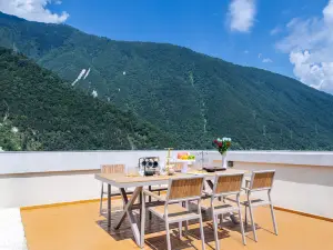 文若貢嘎壹號觀景雅院（磨西鎮海螺溝冰川森林公園遊客中心店）