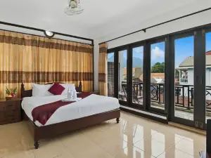 Central Hotel Vang Vieng