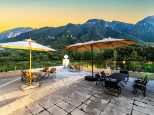 Yushan Camping Hotel (Huashan Scenic Area)
