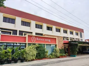 Royale House Hotel Davao powered by Cocotel