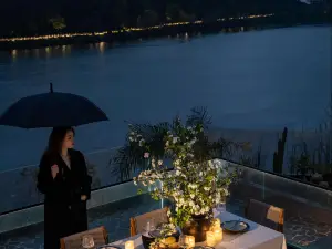 Dongjiang Lake Guishu • HolidayVilla