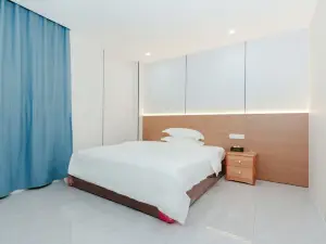 Yunfu Jiuxingdao Business Hotel