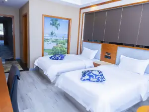 Deling Haizheng Hotel