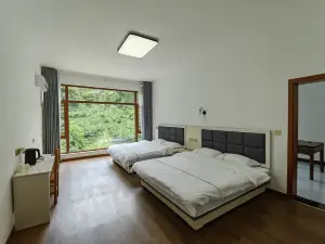 Shennonggu Qingyuan No.11 Homestay
