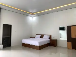 แกรนด์ วิจายา โรงแรม ดาน วิลลา ซารางัน