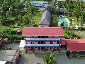 Jamjen's Lodge