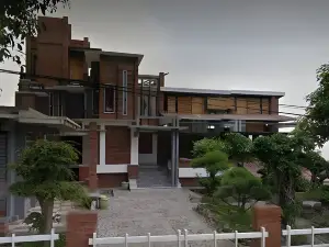 Villa Mediana