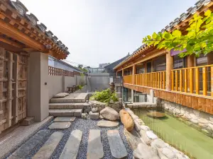 川之泉私湯美宿（延壽鎮望寶川店）