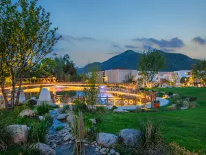 MANZIRAN Hotel