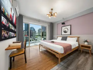 Yu Nian City Homestay (Chongqing Jiangbei International Airport T2 Terminal Subway Station Store)